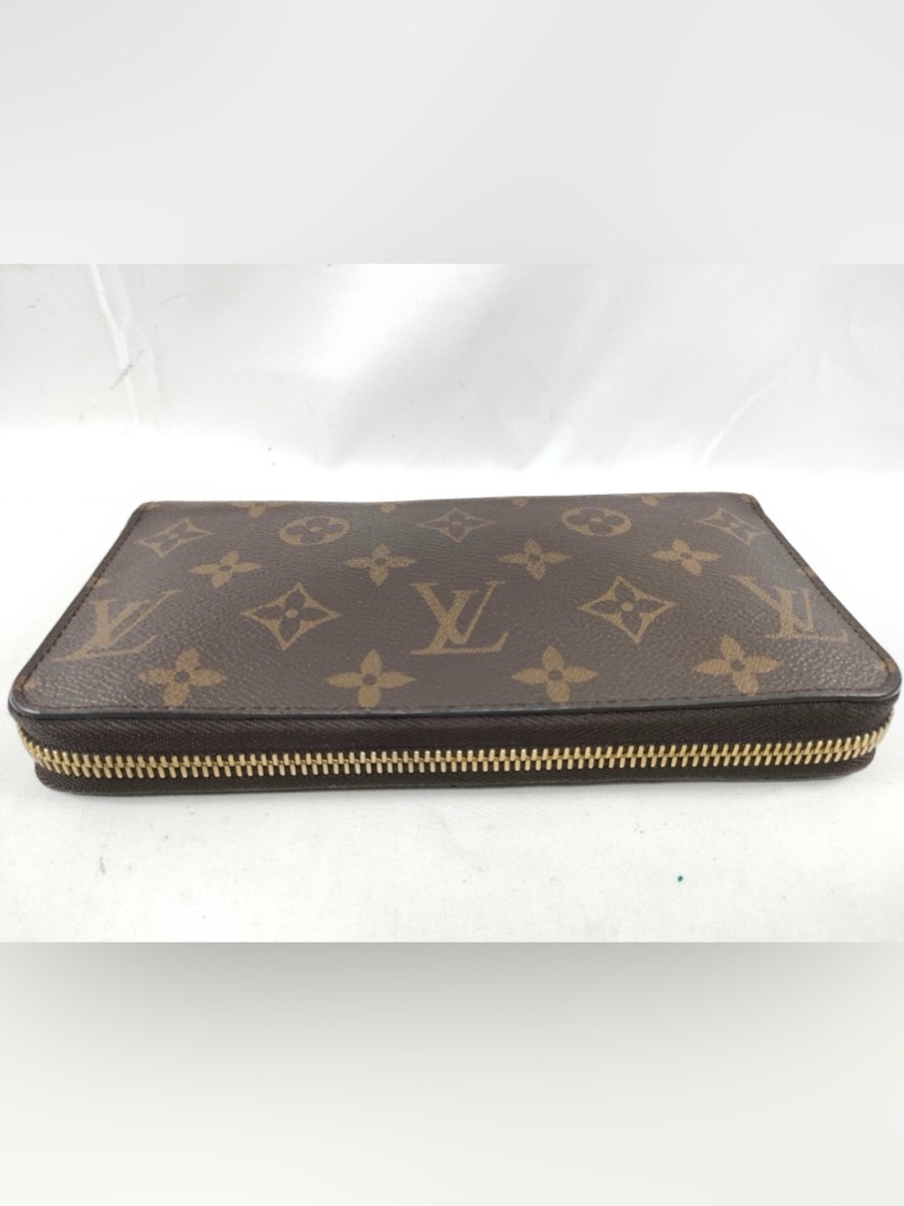 Louis Vuitton Monogram Fuchsia Zippy Wallet